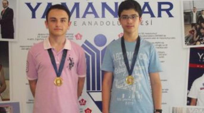 Yamanlar &Ouml;ğrencileri Gen&ccedil; Balkan Matematik Olimpiyatı'nda Iki Altın Kazandı