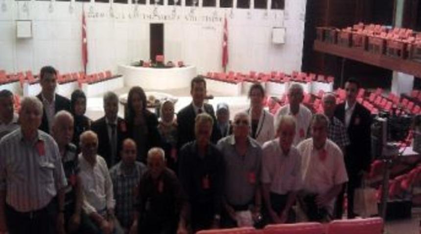 Aydın Ve Nazilli Huzurevi Sakinlerini Duygulandıran Ziyaret