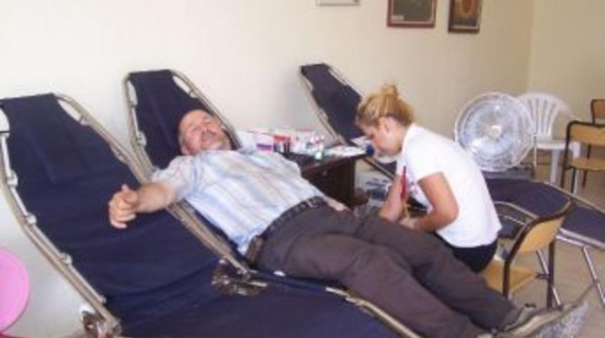 Korkuteli&rsquo;nde İki G&uuml;nde 22 &Uuml;nite Kan Toplandı