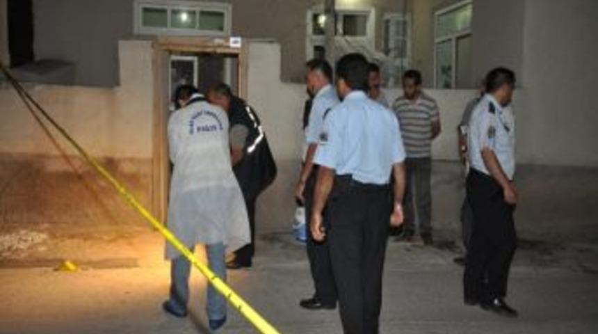 Pompalı T&uuml;fekle İntihar Etti