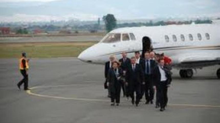 B&uuml;lent Arın&ccedil; Elazığ'da