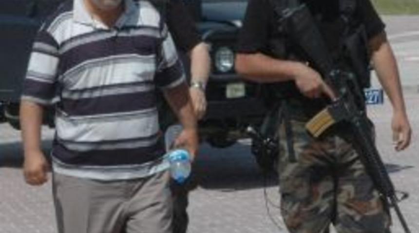 Yer Kavgasında 5 Kişi Tutuklandı