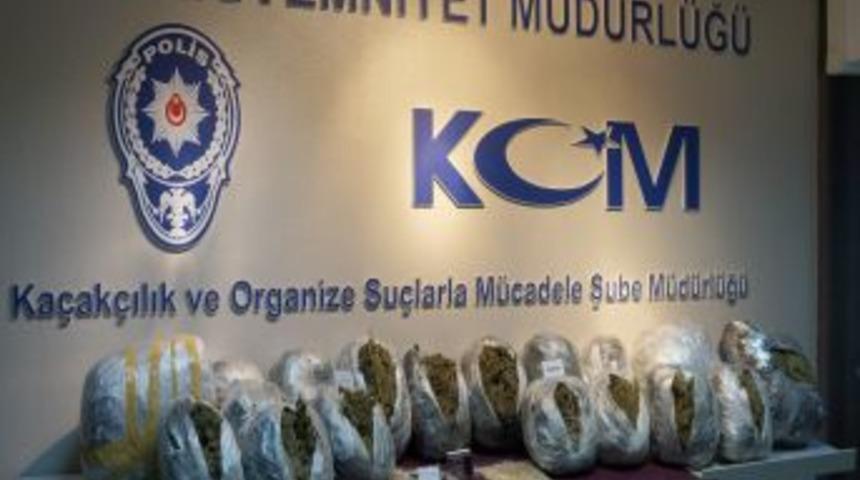 Narkotik Polisinden Film Gibi Operasyon