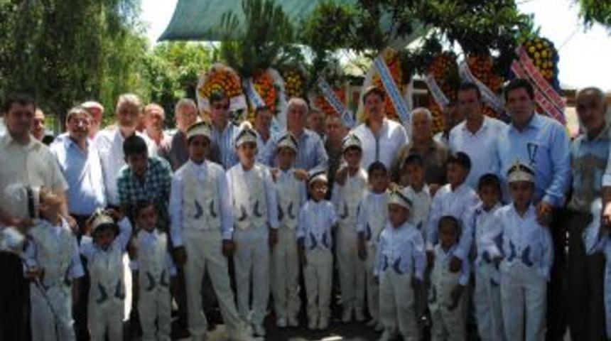 Minib&uuml;s&ccedil;&uuml;lerden S&uuml;nnet Ş&ouml;leni