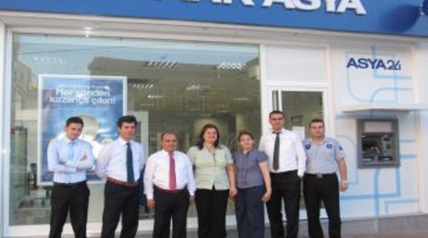 Bank Asya 218. Şubesini Edremit&rsquo;te A&ccedil;tı