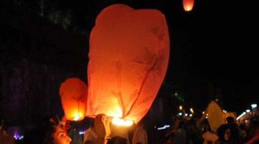 İzmit'te Kurtuluş Coşkusu