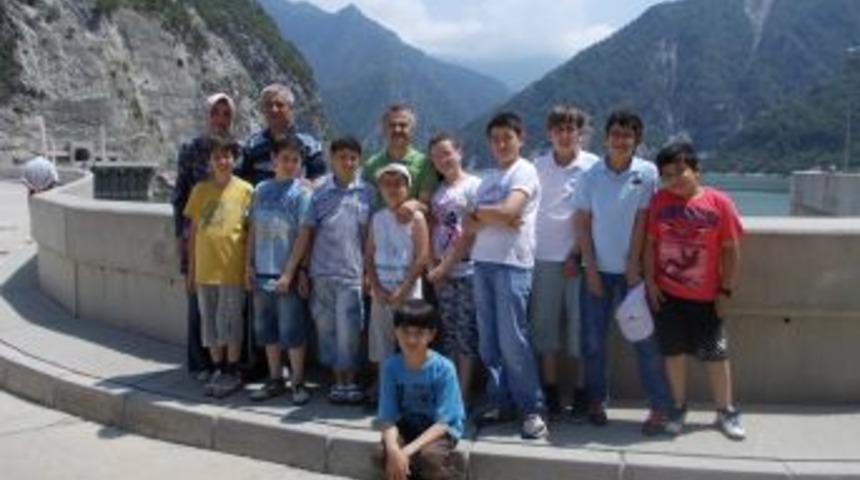 Elektrik &Uuml;retimini Yerinde &Ouml;ğrendiler