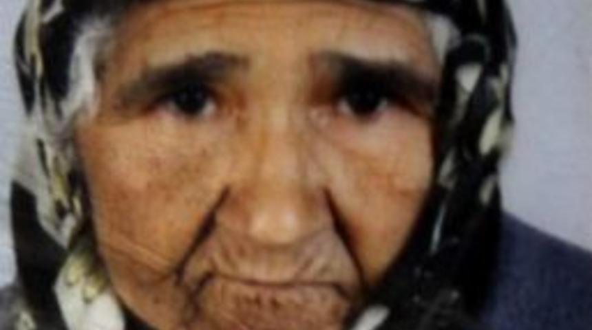 Yaşlı Kadın T&uuml;pte Tavuk &Uuml;t&uuml;lerken Canından Oldu