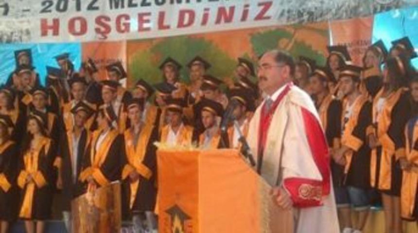 Şark&ouml;y'de mezuniyet t&ouml;reni