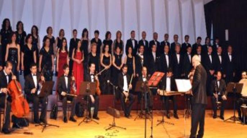 T&uuml;rkiye'nin En B&uuml;y&uuml;k Amfi Tiyatrosunda T&uuml;rk M&uuml;ziği Ş&ouml;leni Yaşanacak