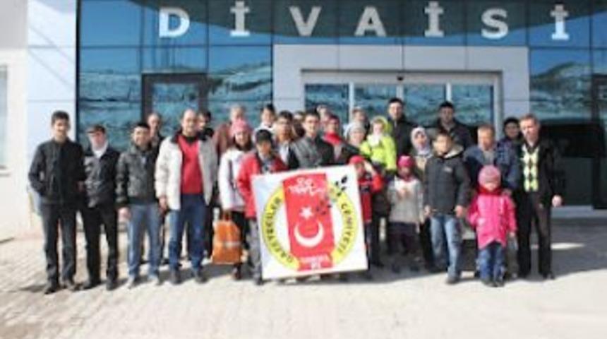 Gazeteciler Cemiyeti g&ouml;z dolduruyor