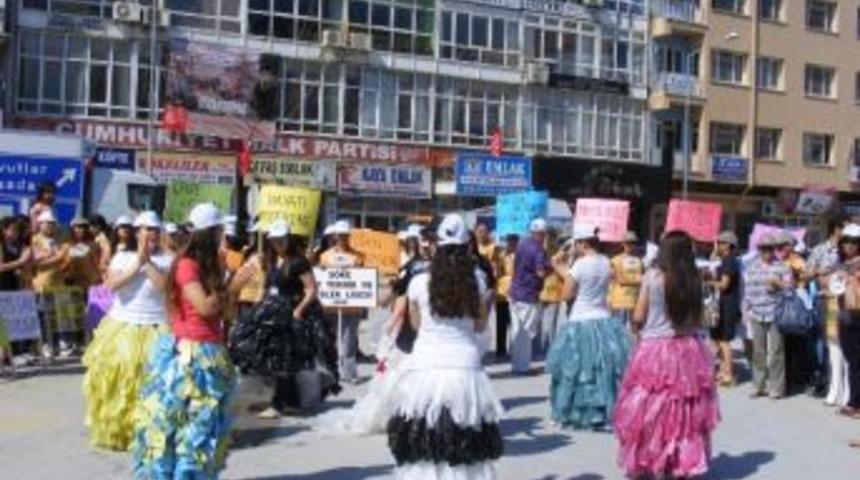 S&ouml;ke Kız Meslek Lisesi T&uuml;rkiye Formundan 2.'likle D&ouml;nd&uuml;