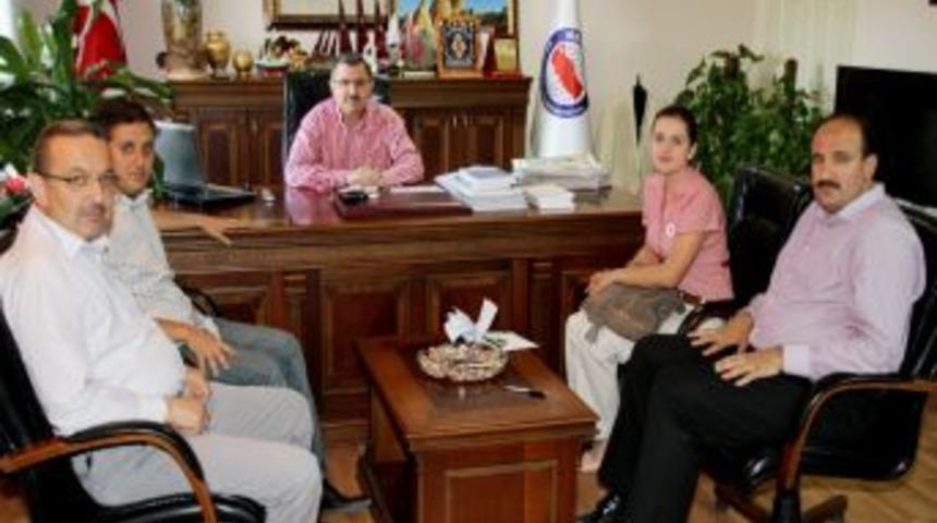 Gen&ccedil; Boşnaklar'dan Memur-Sen'e Ziyaret