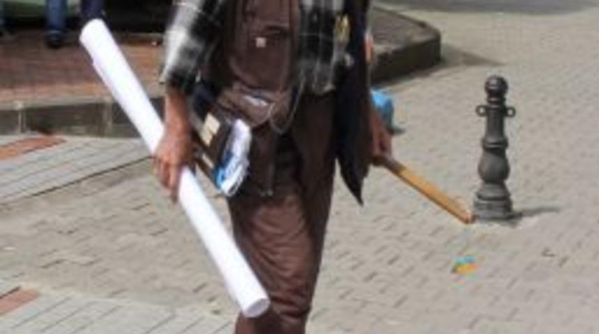 İlkokul Mezunu Teknik&ccedil;i, M&uuml;hendislere Ders Vermeye Hazırlanıyor