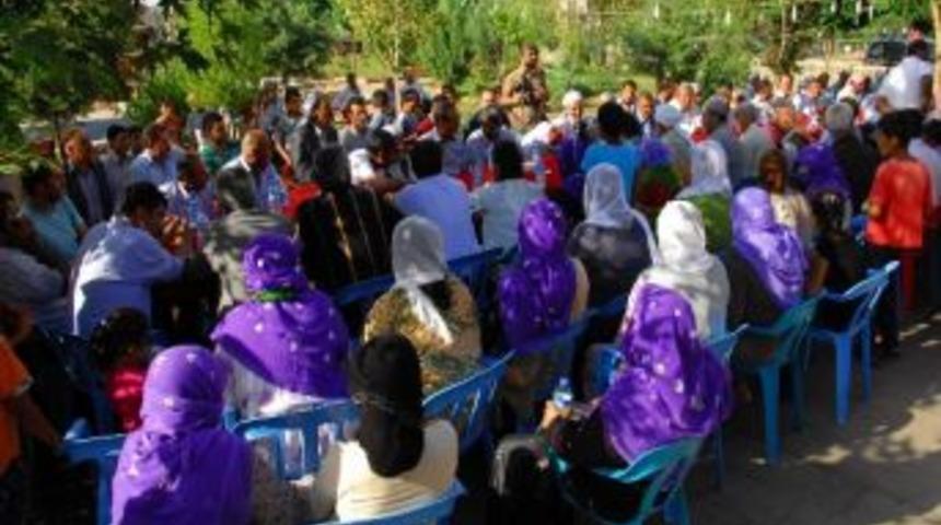 İdil'de Kavgalı Aileler Barıştırıldı