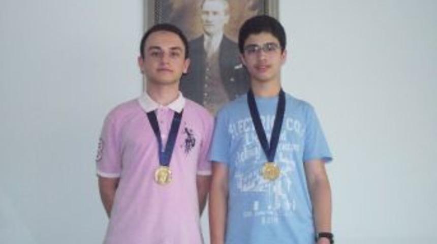 Yamanlar&rsquo;dan Balkan Matematik&rsquo;te &Ccedil;ifte Altın