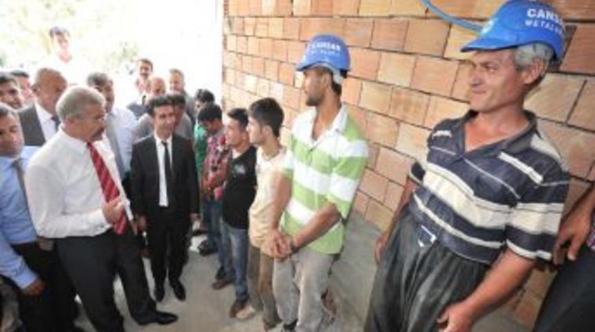 Hayırsever Işadamından D&uuml;zi&ccedil;i&rsquo;ne Ilk&ouml;ğretim Okulu