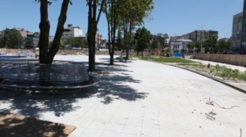 Sakarya Gar Meydanına Kavuşuyor