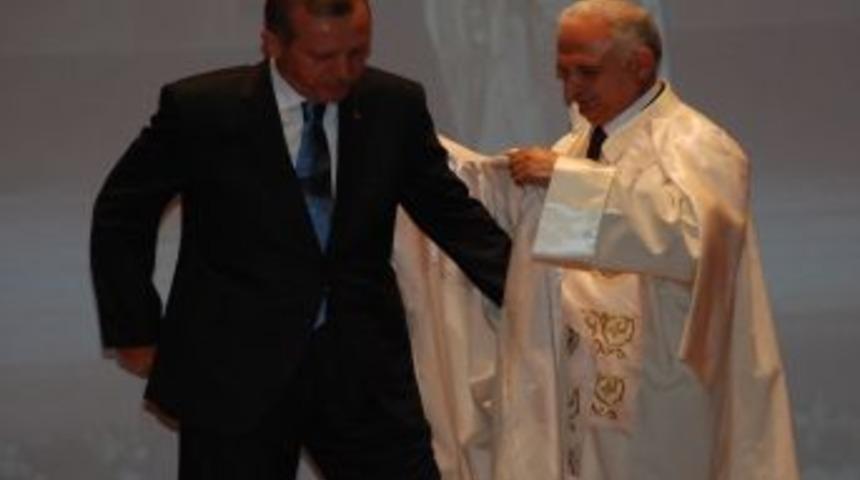 Atat&uuml;rk &Uuml;niversitesi'nden Başbakan Erdoğan'a Fahri Doktora Unvanı