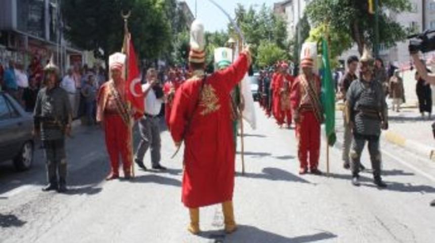 Gazi Turhan Bey Anıldı