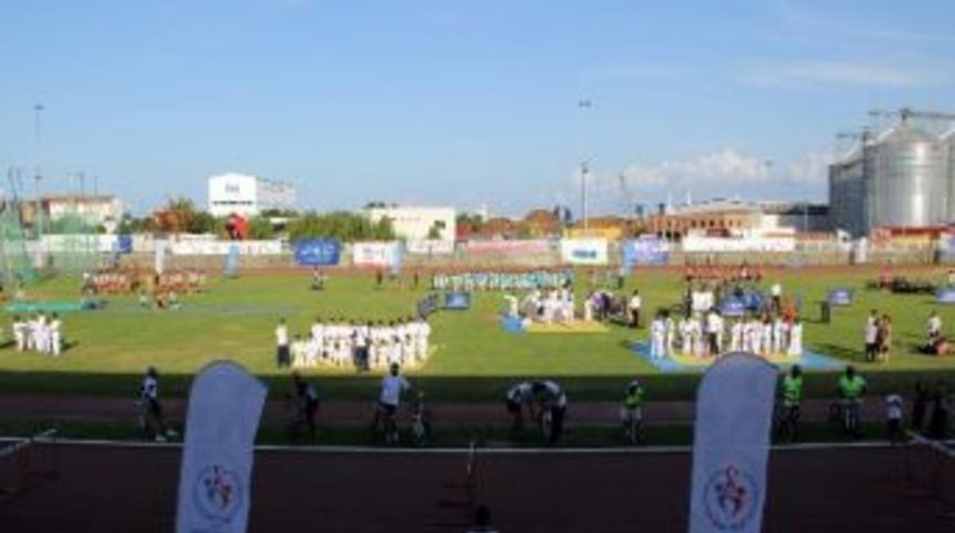 Samsun&rsquo;da Yaz Spor Okulları A&ccedil;ıldı