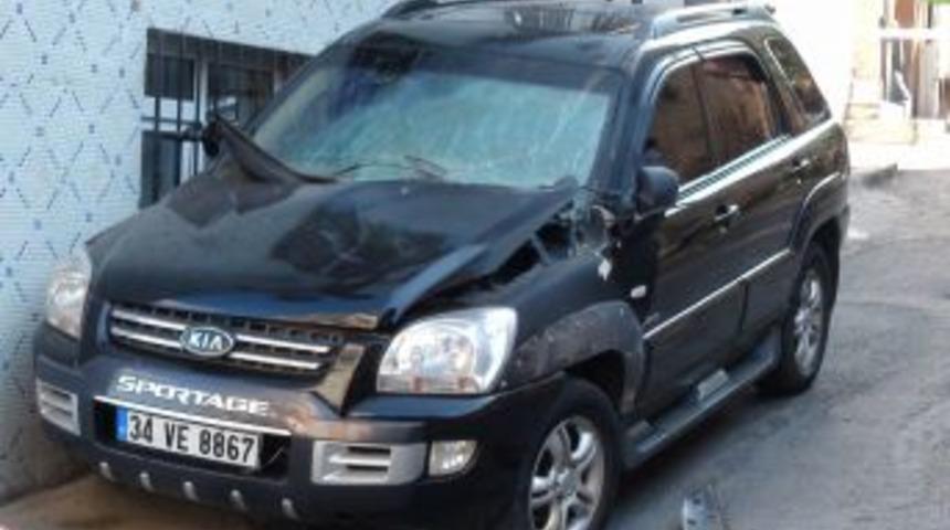 &Uuml;zerine Patlayıcı Bırakılan Cip Kullanılmaz Hale Geldi