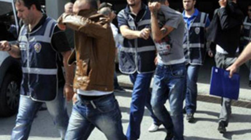 &Ccedil;alıntı takılar travesti sevgiliye