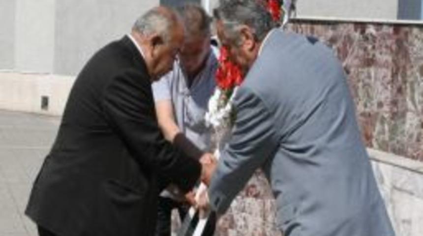 T&uuml;m İş&ccedil;i Emeklileri Derneği, Emekliler Haftasını Kutladı