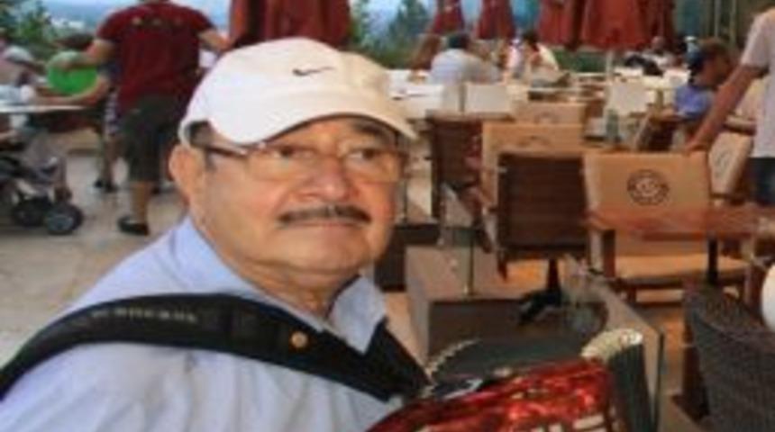 M&uuml;ziğe Bir &Ouml;m&uuml;r Adadı