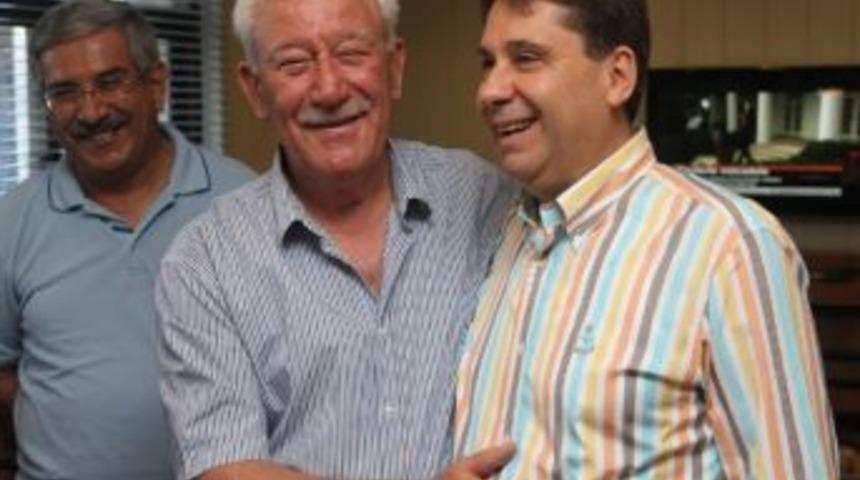 T&uuml;rk- İş Temsilcisi Mustafa Kundak&ccedil;ı&rsquo;dan Başkan Tartan&rsquo;a Veda Ziyareti