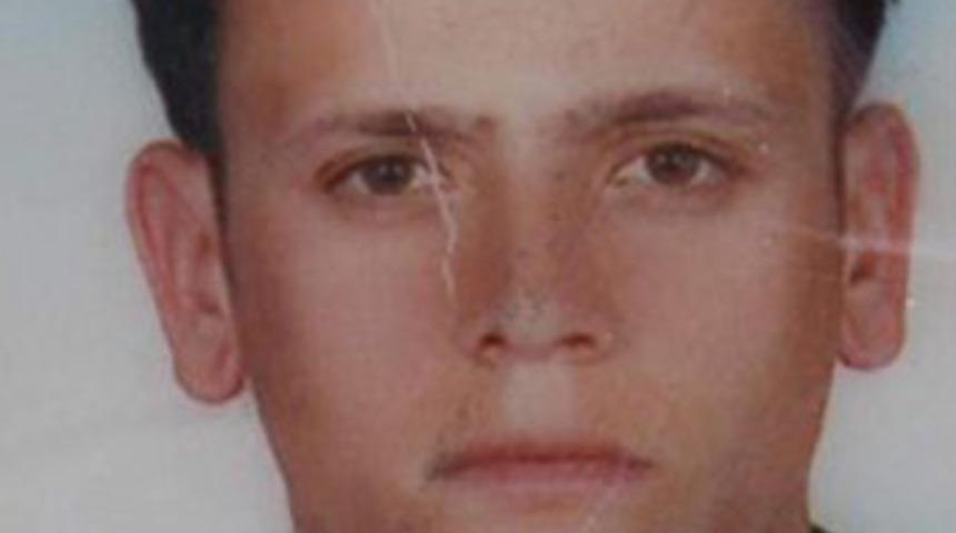 Arabadan atıp, sırtından vurdular