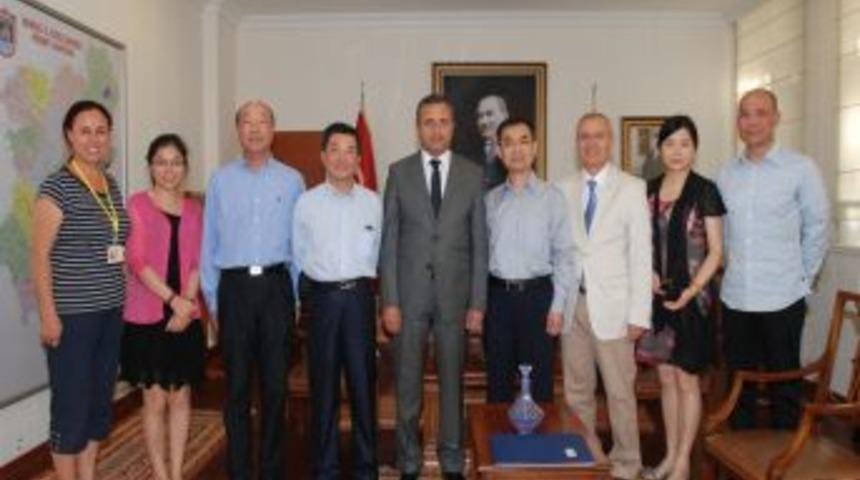 &Ccedil;in&rsquo;in Hangzhou Şehri Y&ouml;neticileri Denizli Ekonomisini Inceliyor