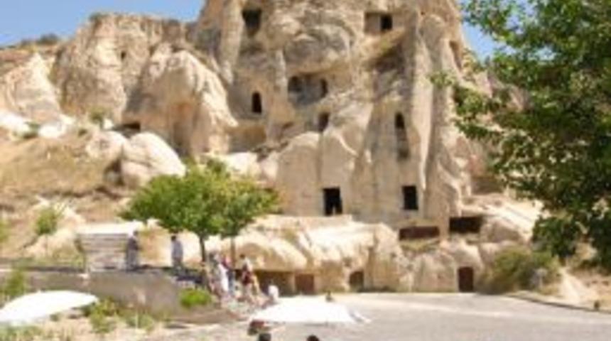 Kapadokya'da Turizmin En B&uuml;y&uuml;k Sıkıntısı Geceleme Azlığı