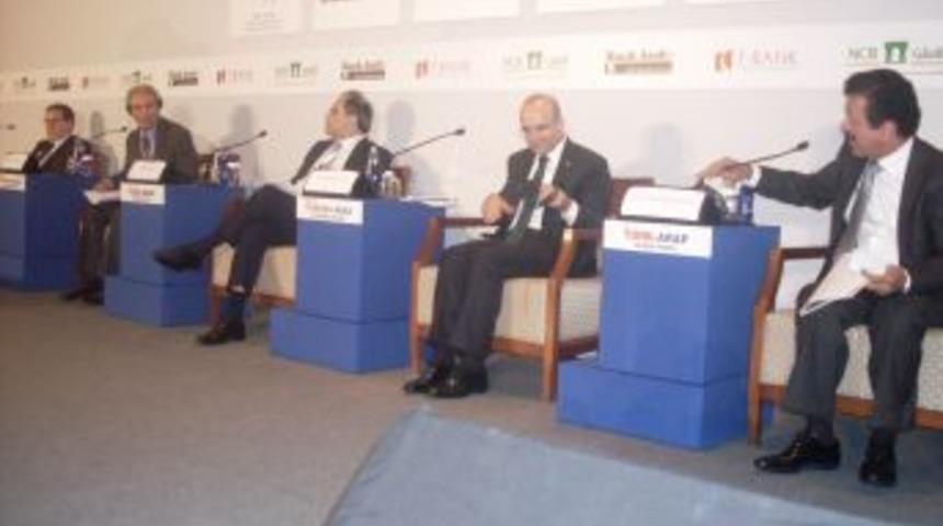 Şimşek'ten Arap &Uuml;lkelerine 'serbest Ticaret' &Ccedil;ağrısı