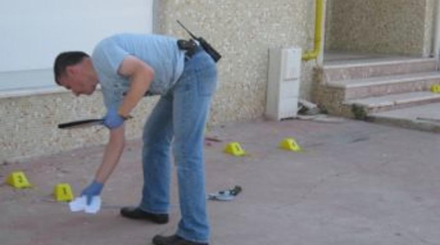 H&uuml;seyin &Uuml;zmez&rsquo;in Eski Avukatı Vuruldu