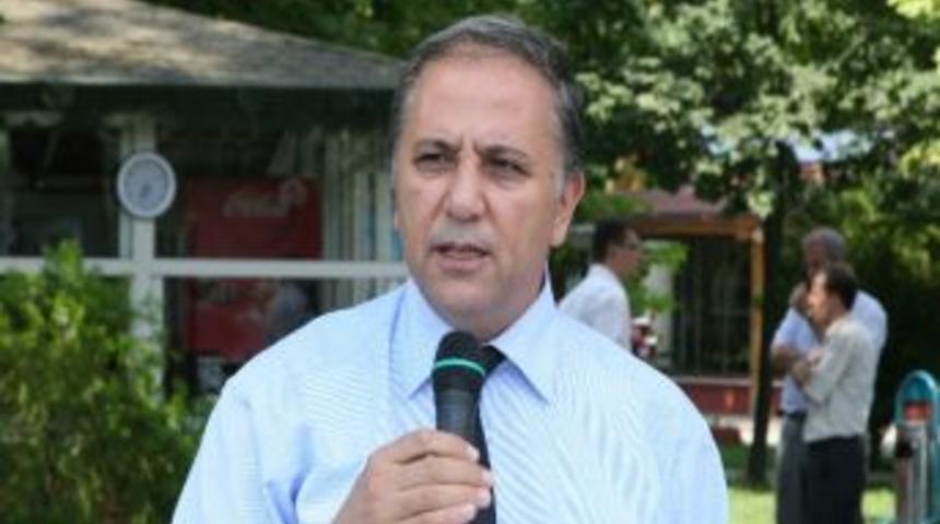 Debisi d&uuml;şen Meri&ccedil; Nehrinde adacıklar oluştu