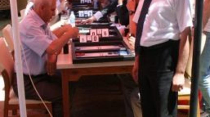 50 Bin Euro &Ouml;d&uuml;ll&uuml; Tavla Turnuvası İ&ccedil;in Ter D&ouml;kt&uuml;ler