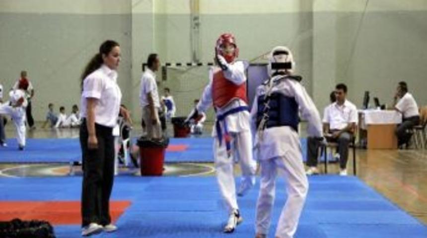 Bartın Tekvando Ligi Start Aldı