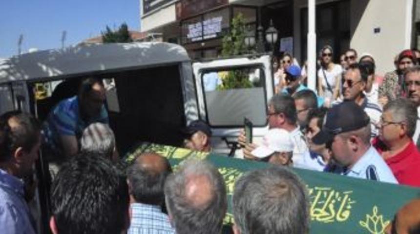 Zengin Son Yolculuğuna Uğurlandı