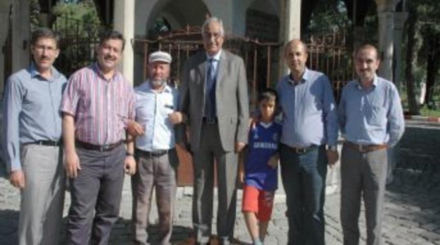 Hindistanlı Rektör, ‘Molla Nasreddin’i Ziyaret Etti