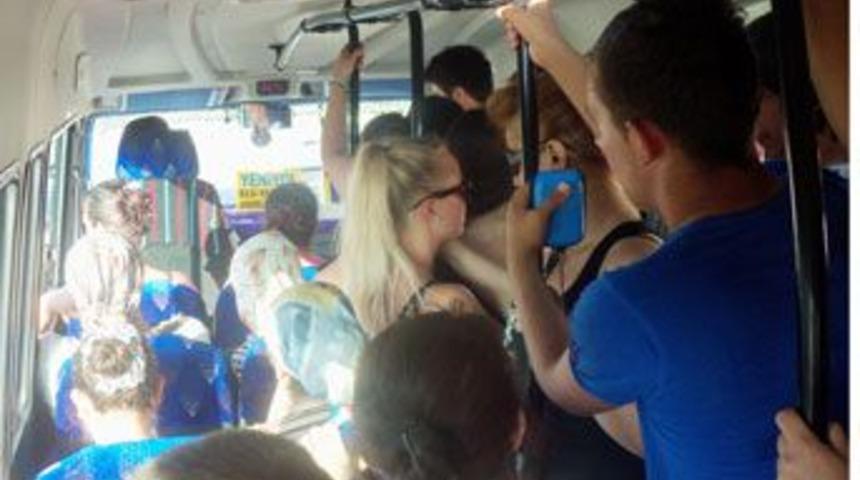 Turistlere ulaşım işkencesi