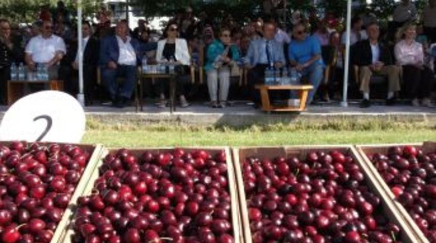 36. Uluborlu Kiraz Festivali Coşkuyla Kutlandı