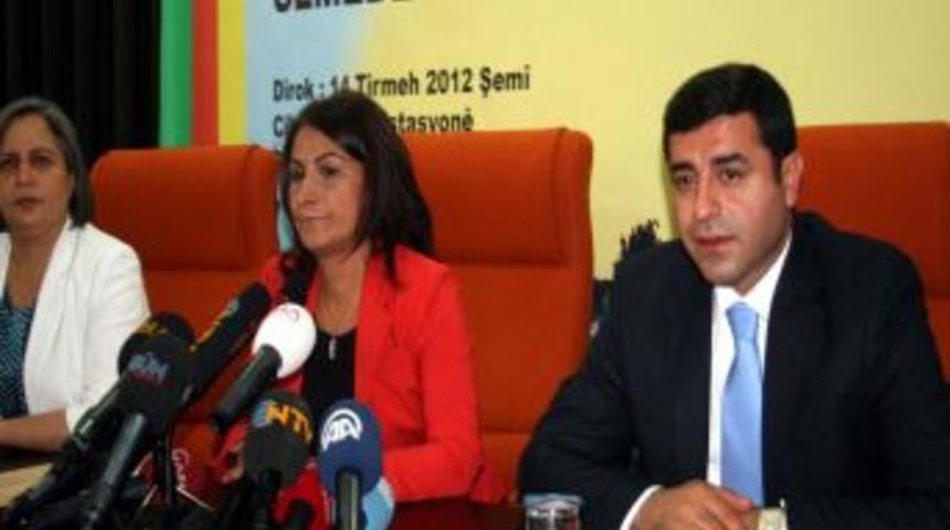 Demirtaş, Zana G&ouml;r&uuml;şmesini Değerlendirdi: Top Başbakan&rsquo;da