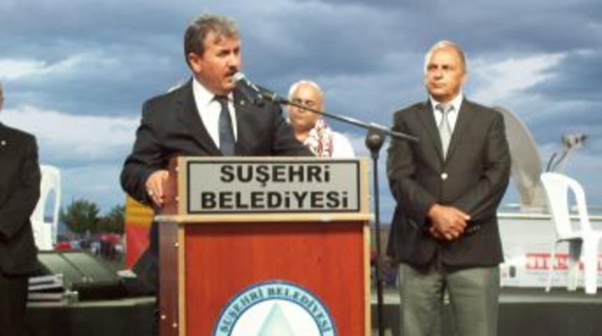 BBP Genel Başkanı Destici: &Uuml;lkenin Birinci G&uuml;ndem Maddesi Ter&ouml;rd&uuml;r