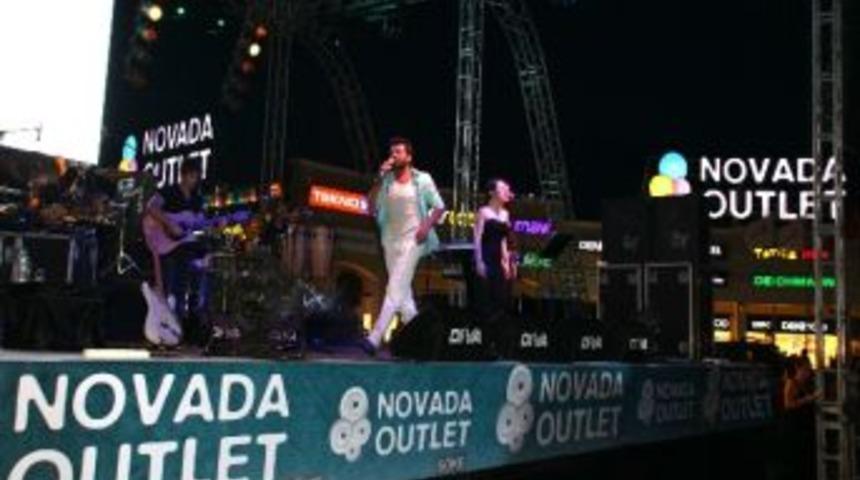 Emre Altuğ Coşturdu