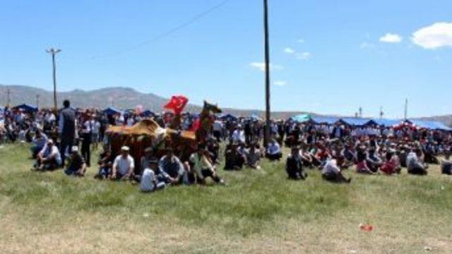 Tonus Köftesi Festivali Yapıldı