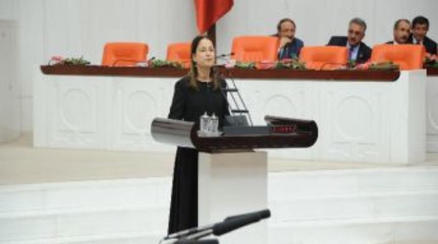 M&iacute;lletvek&iacute;l&iacute; &Iacute;slam Tbmm'de Srebrenica Katliamını Kınadı