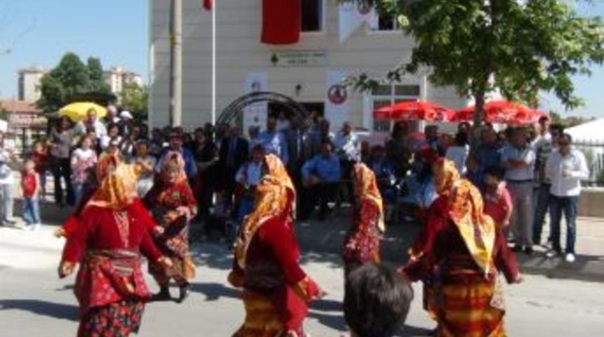 1. Uluslararası Alevi Bektaşi Bilgi Ş&ouml;leni Yapıldı