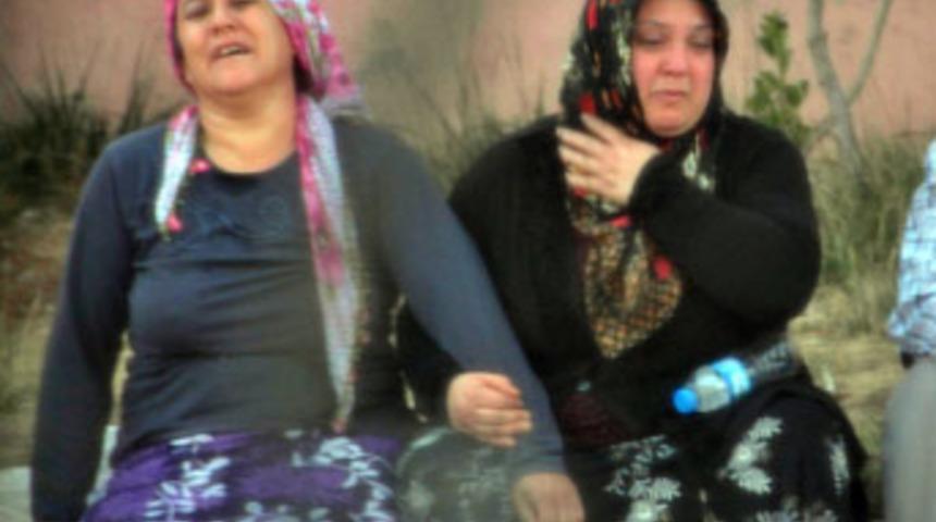 G&ouml;lette can pazarı: Ağabey ile amca boğuldu