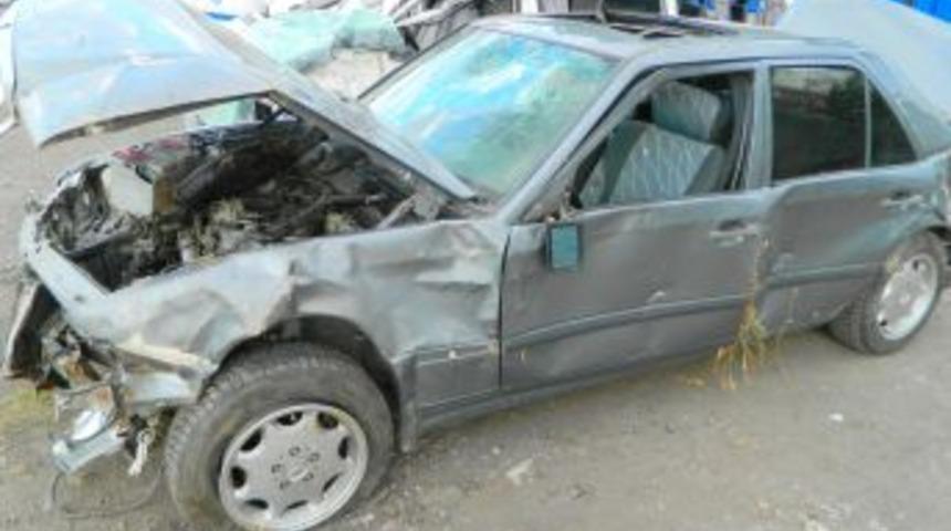 Osmancık&rsquo;ta Otomobil takla attı; 4 yaralı